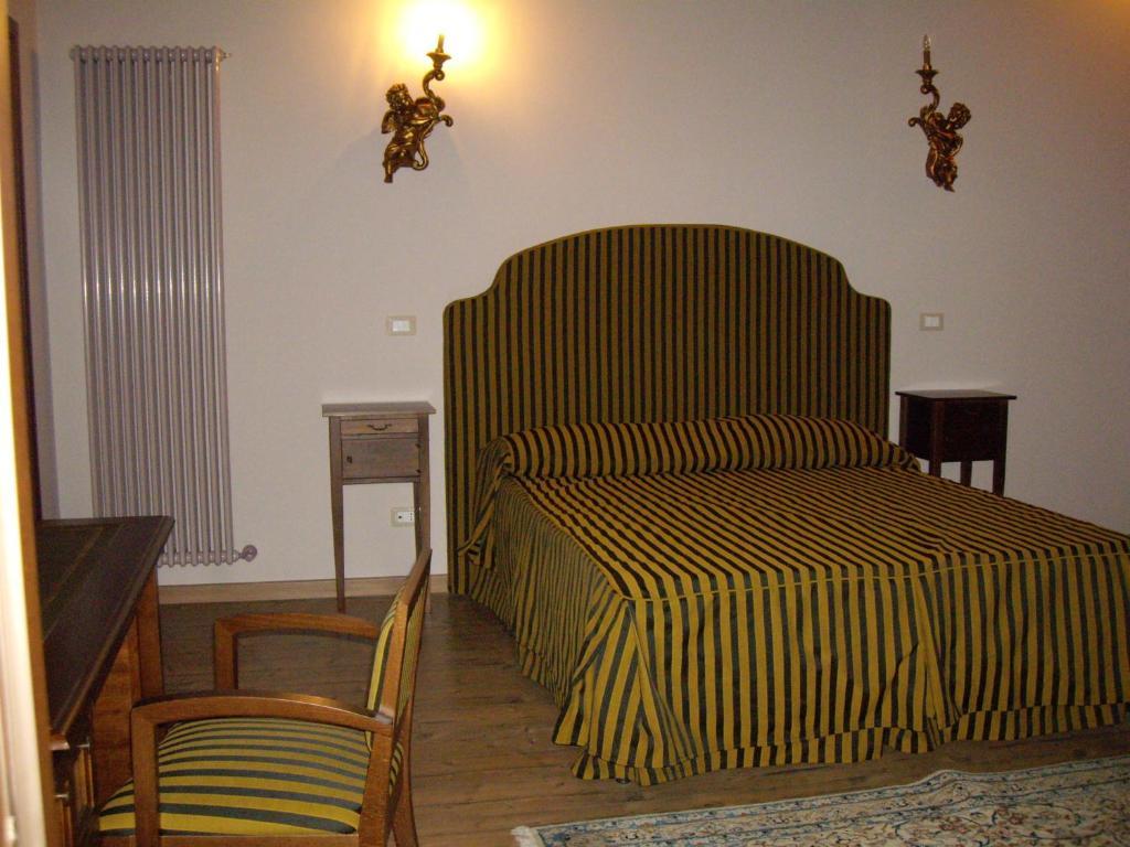 Agriturismo Il Borgo Degli Ulivi Розето-дельи-Абруцци Номер фото